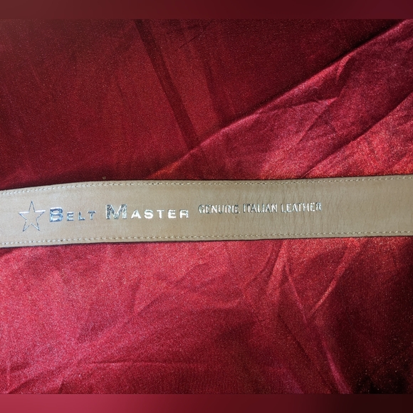 Belt Master Genuine Italian Leather - Picture 3 of 3